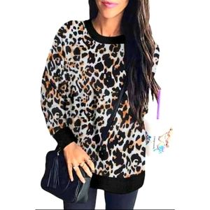 Size M Leopard Long Sleeve Crew Neck Top